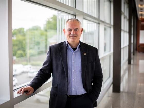 Dr. W. Brent Seales